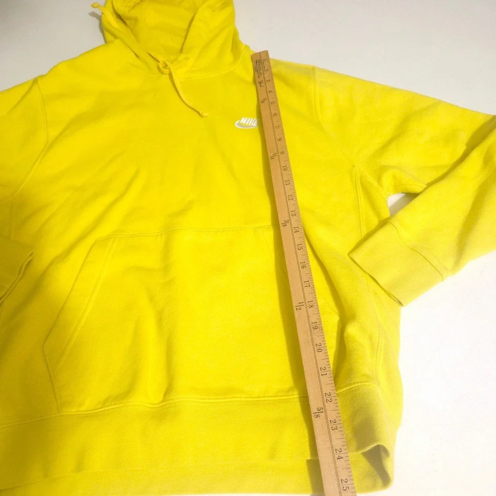 Nike Sportswear Club Fleece Hoodie Yellow Embroidered Logo Mens Medium